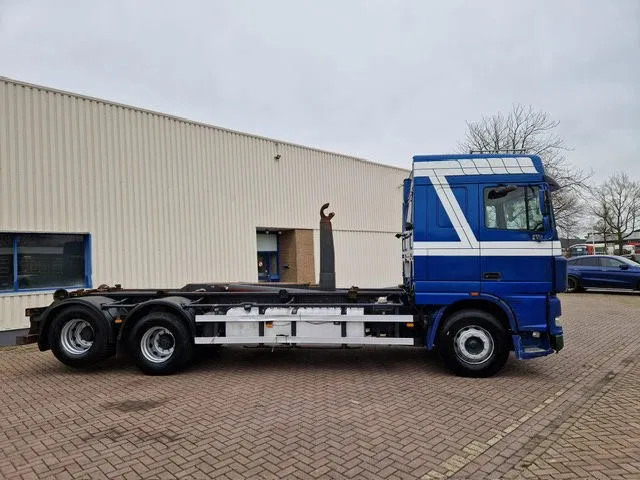 DAF XF 95.430 Euro 4 6x2 Manual-Gear - Chasis camión: foto 2 DAF XF 95.430 Euro 4 6x2 Manual-Gear - Chasis camión: foto 2