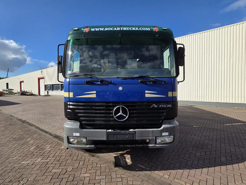 Mercedes-Benz Actros 4143 8X4 TIPPER (THREE PEDALS) - Volquete camión: foto 5 Mercedes-Benz Actros 4143 8X4 TIPPER (THREE PEDALS) - Volquete camión: foto 5