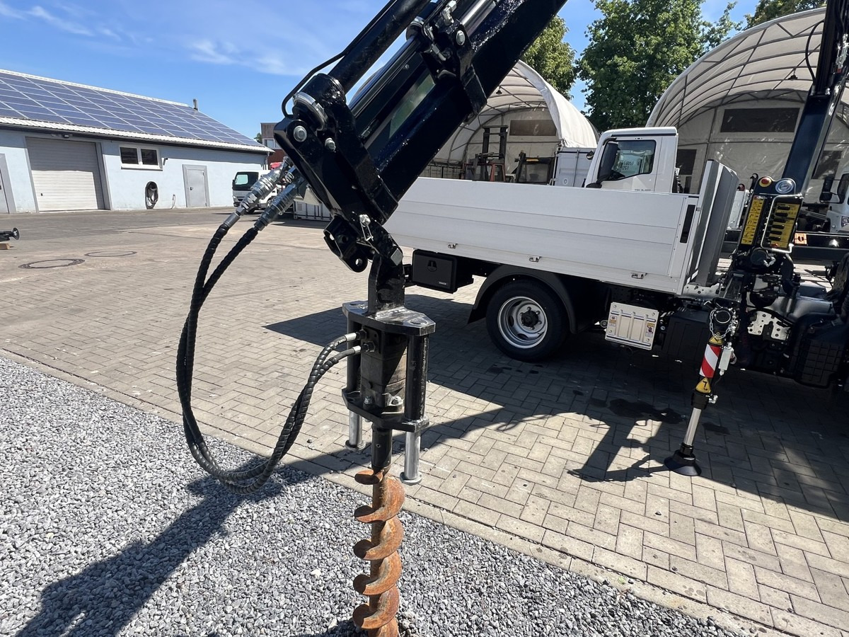 FUSO 3S15 Alu Pritsche 2.80m Ladekran Bohrgerät - Caja abierta furgoneta: foto 3 FUSO 3S15 Alu Pritsche 2.80m Ladekran Bohrgerät - Caja abierta furgoneta: foto 3
