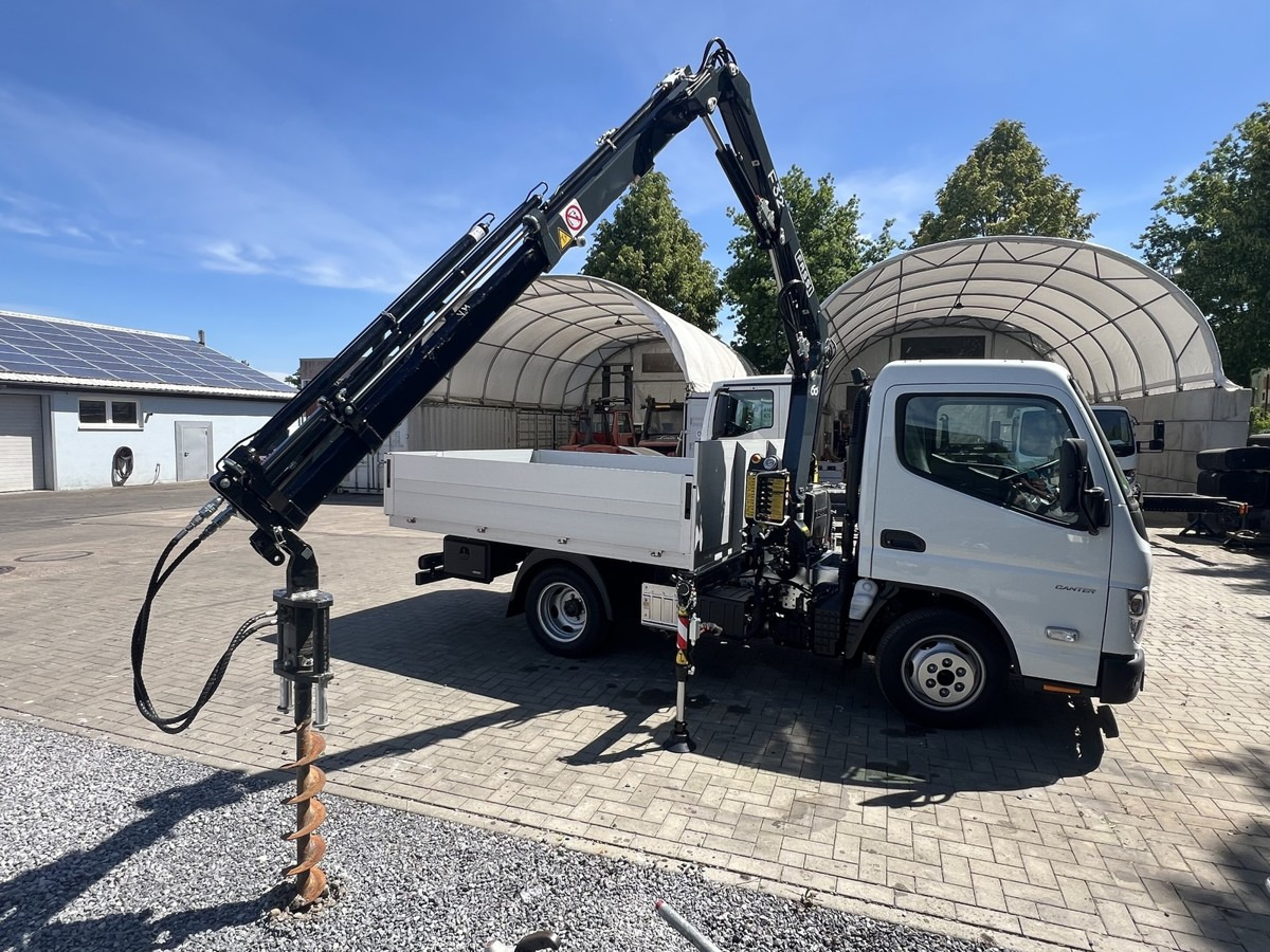 FUSO 3S15 Alu Pritsche 2.80m Ladekran Bohrgerät - Caja abierta furgoneta: foto 1 FUSO 3S15 Alu Pritsche 2.80m Ladekran Bohrgerät - Caja abierta furgoneta: foto 1