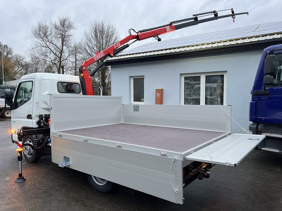 FUSO 3S15 Alu Pritsche 2.80m Ladekran Funk! sofort ve - Caja abierta furgoneta: foto 1 FUSO 3S15 Alu Pritsche 2.80m Ladekran Funk! sofort ve - Caja abierta furgoneta: foto 1