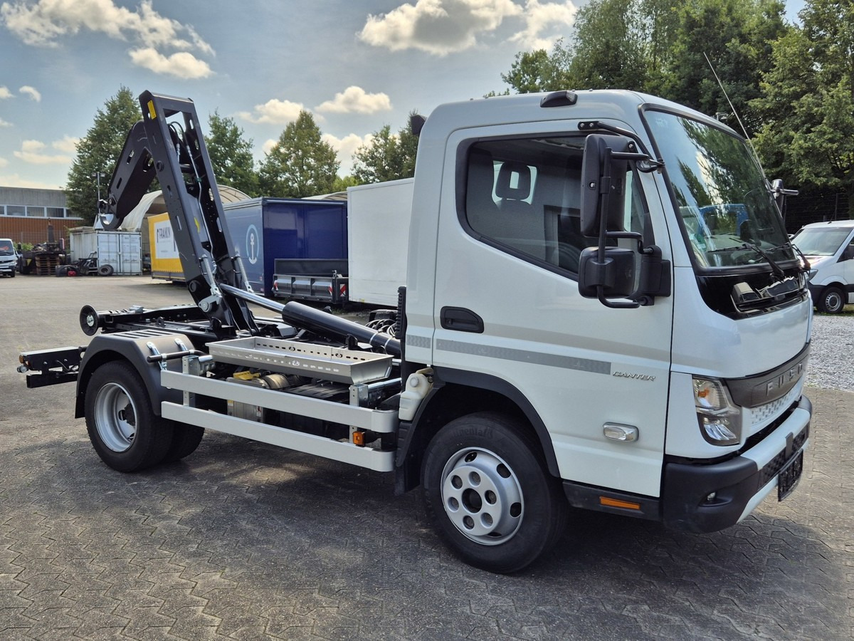 FUSO Fuso Canter 7C18 City Abrollkipper AHK Hooklift - Multibasculante camión: foto 4 FUSO Fuso Canter 7C18 City Abrollkipper AHK Hooklift - Multibasculante camión: foto 4