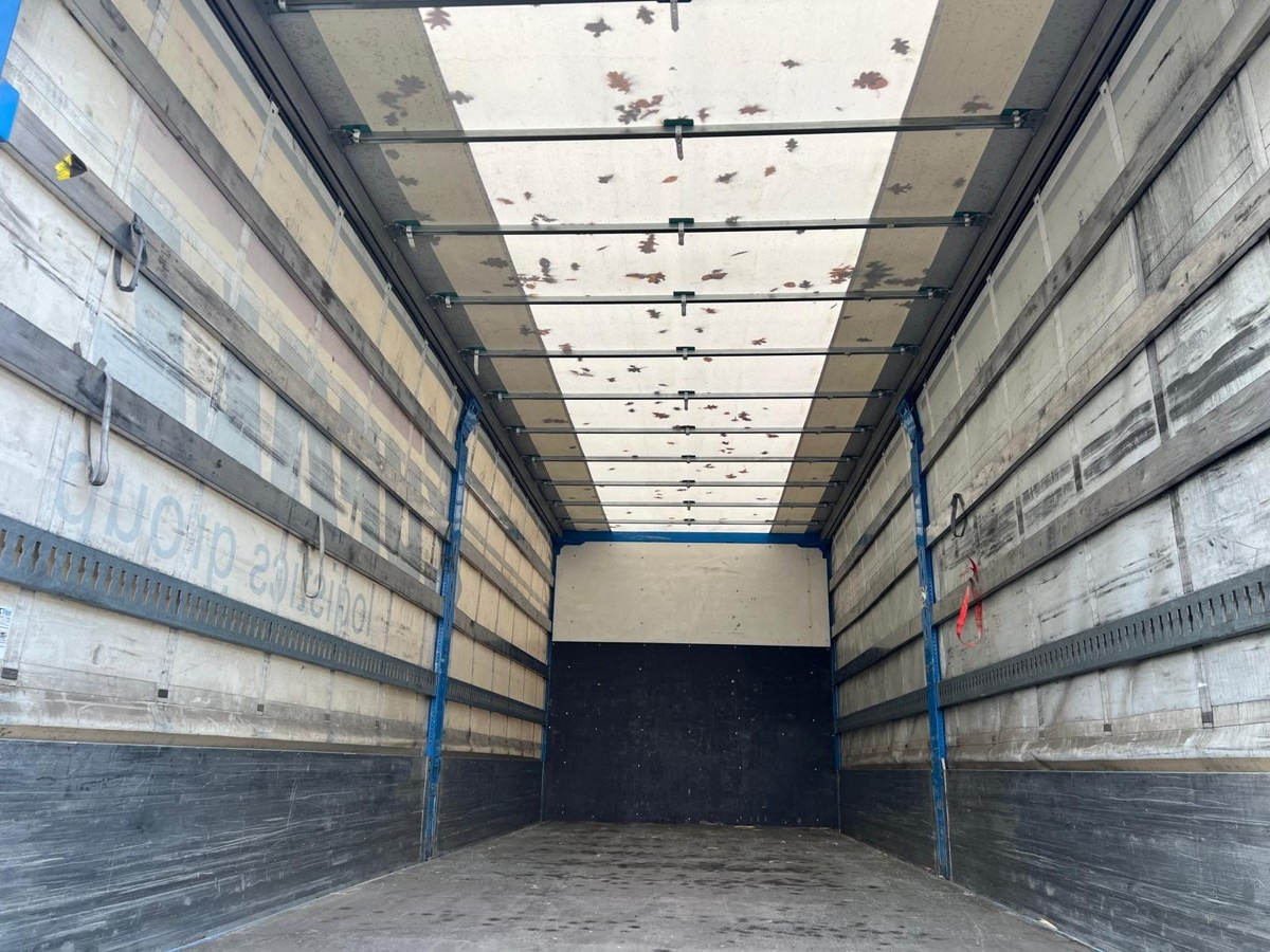 MAN Aufbau Bordwand Pritsche Gardine 7,30m sofort ve - Camión lona: foto 3 MAN Aufbau Bordwand Pritsche Gardine 7,30m sofort ve - Camión lona: foto 3