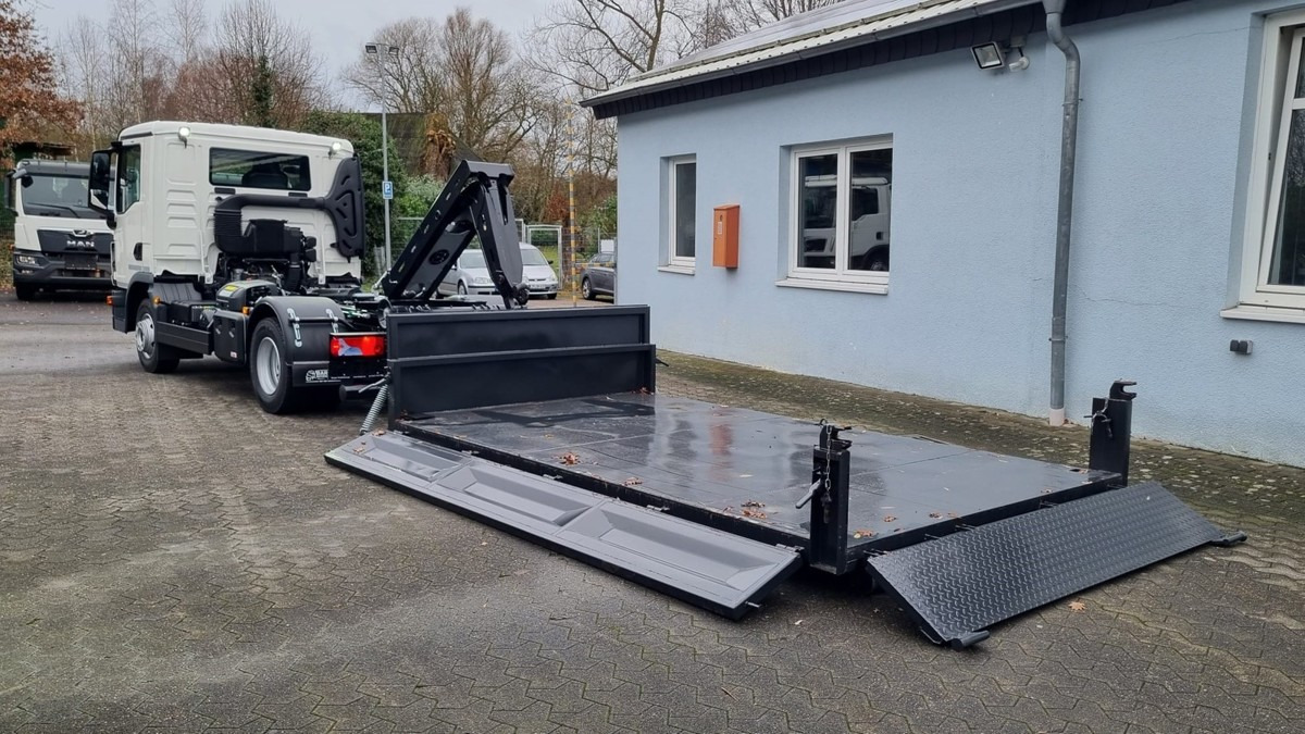 Multibasculante camión nuevo MAN TGL 12.220 BL NEU City Abrollkipper 8t TipMatic: foto 6 Multibasculante camión nuevo MAN TGL 12.220 BL NEU City Abrollkipper 8t TipMatic: foto 6