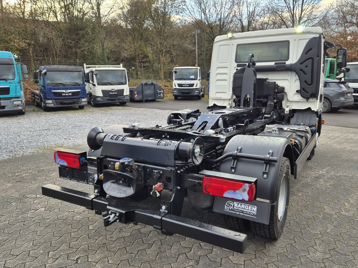 MAN TGL 12.250 BL City Abrollkipper AHK Euro 6 - Multibasculante camión: foto 3 MAN TGL 12.250 BL City Abrollkipper AHK Euro 6 - Multibasculante camión: foto 3