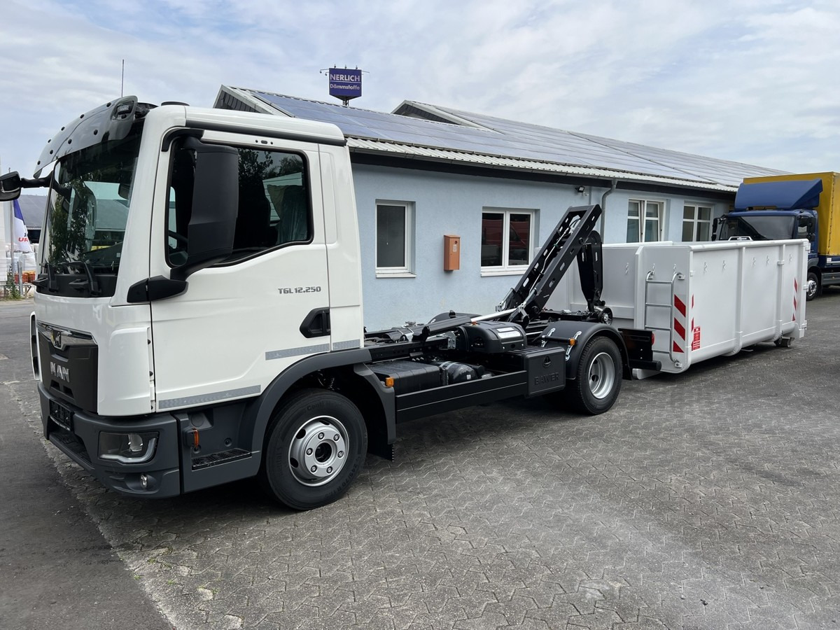 MAN TGL 12.250 BL NEU City Abrollkipper PowerMatic s - Multibasculante camión: foto 5 MAN TGL 12.250 BL NEU City Abrollkipper PowerMatic s - Multibasculante camión: foto 5