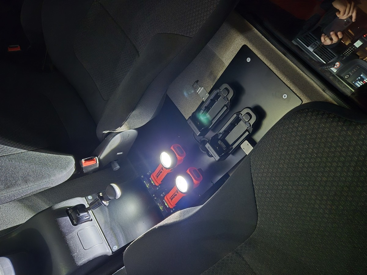 MAN TGL 8.190 Feuerwehrfahrzeug City Abrollkipper - Multibasculante camión: foto 2 MAN TGL 8.190 Feuerwehrfahrzeug City Abrollkipper - Multibasculante camión: foto 2