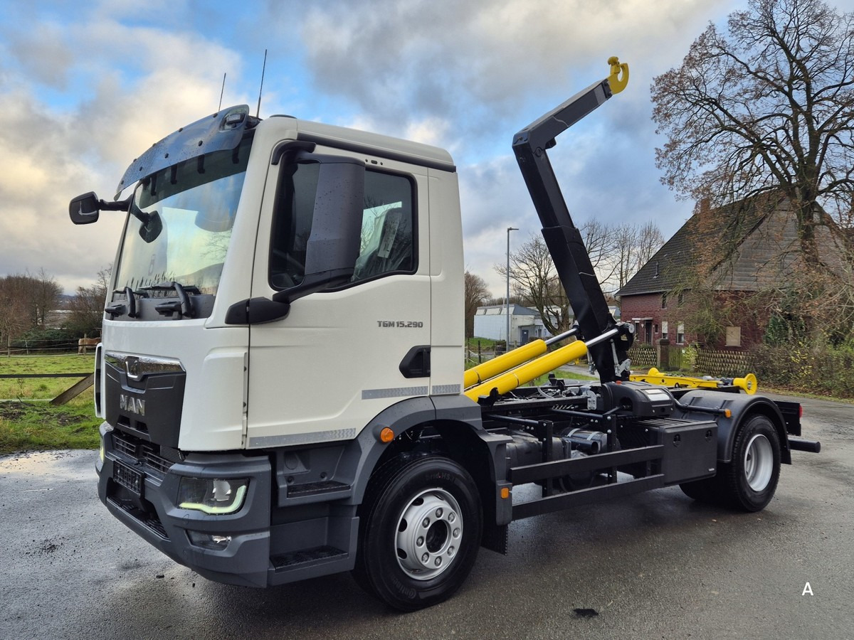MAN TGM 15.290 BL Abrollkipper PowerMatic Standheiz. - Multibasculante camión: foto 1 MAN TGM 15.290 BL Abrollkipper PowerMatic Standheiz. - Multibasculante camión: foto 1