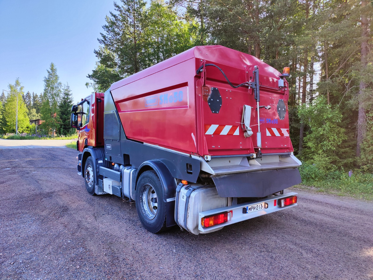 SCHMIDT SK650 / Scania P94 - Barredora vial: foto 3 SCHMIDT SK650 / Scania P94 - Barredora vial: foto 3