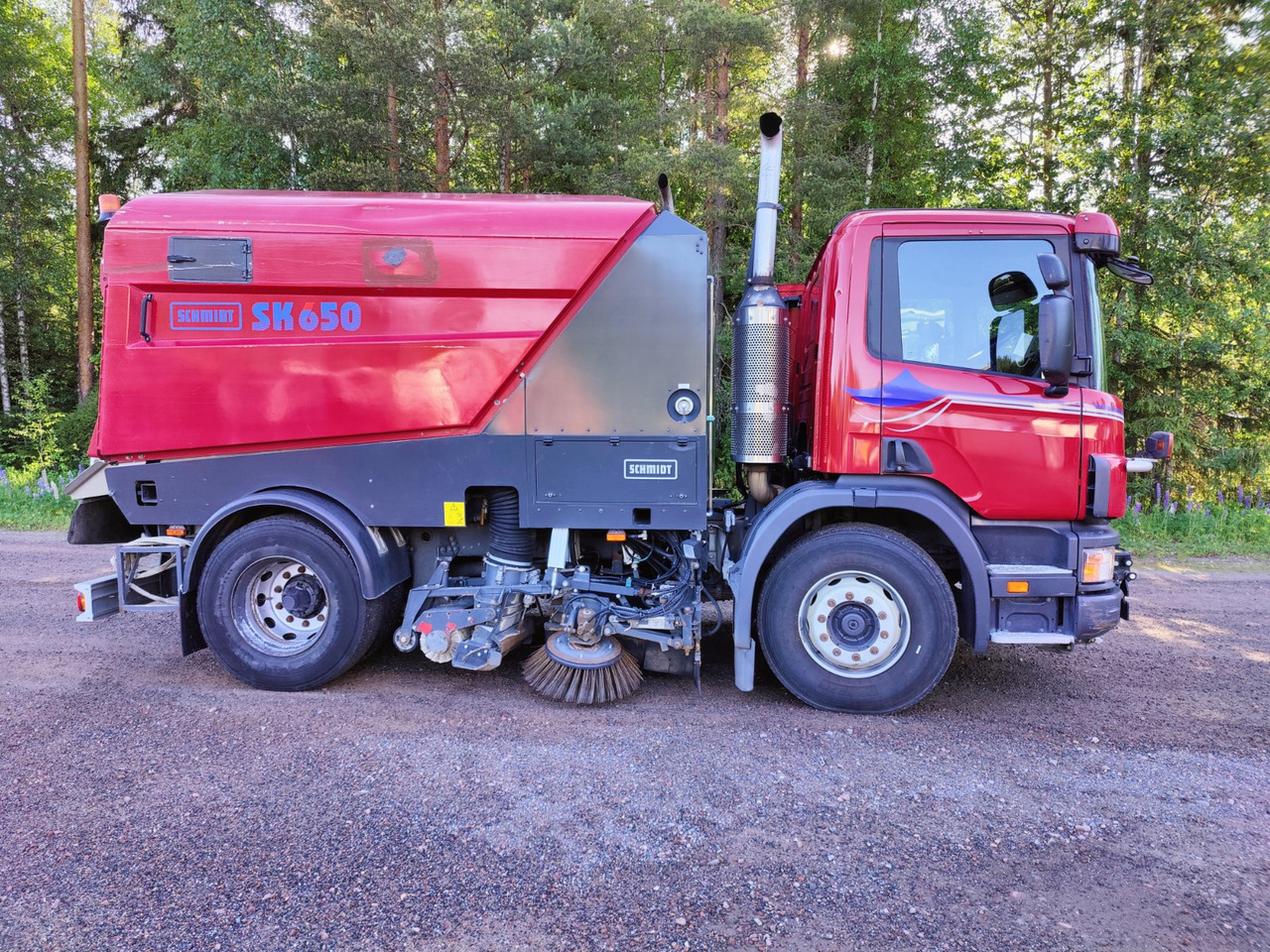 SCHMIDT SK650 / Scania P94 - Barredora vial: foto 5 SCHMIDT SK650 / Scania P94 - Barredora vial: foto 5