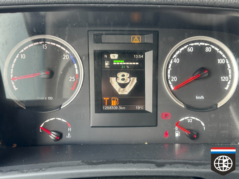 Leasing financiero de Scania R 580 STREAMLINE - RETARDER - NIGHT A/C - 2 X TANK leasing Scania R 580 STREAMLINE - RETARDER - NIGHT A/C - 2 X TANK: foto 12