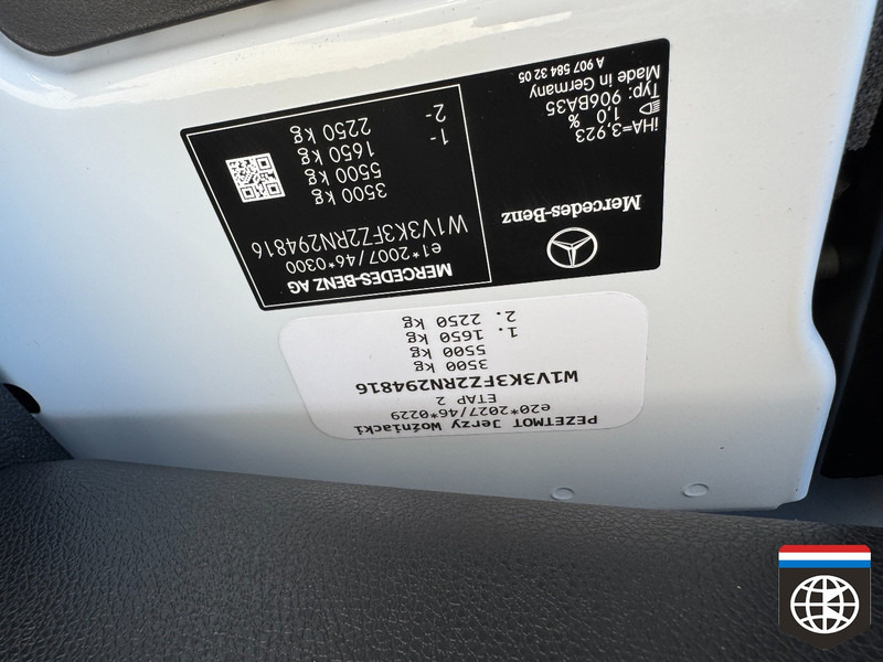 Mercedes-Benz Sprinter Laadbak verwarming - IDEAAL VOOR TRANSPORT VAN BLOEMEN IN DOZEN en/ of KRATTEN - Furgoneta: foto 2 Mercedes-Benz Sprinter Laadbak verwarming - IDEAAL VOOR TRANSPORT VAN BLOEMEN IN DOZEN en/ of KRATTEN - Furgoneta: foto 2