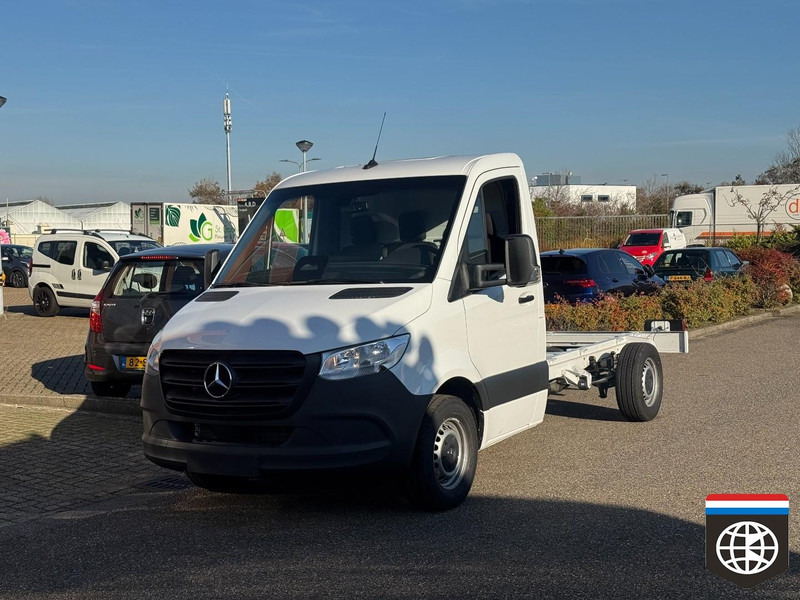 Mercedes-Benz Sprinter 315 CDi CHASSIS WB 3670 - AUTOMAAT NAVIGATIE *** BPM VRIJ !! - Vehículo comercial ligero: foto 3 Mercedes-Benz Sprinter 315 CDi CHASSIS WB 3670 - AUTOMAAT NAVIGATIE *** BPM VRIJ !! - Vehículo comercial ligero: foto 3