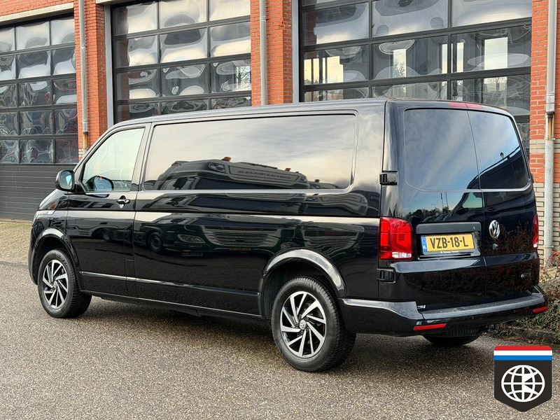 Volkswagen TRANSPORTER 75 EDITION BULLI - FULL OPTION - DSG - Furgoneta pequeña: foto 3 Volkswagen TRANSPORTER 75 EDITION BULLI - FULL OPTION - DSG - Furgoneta pequeña: foto 3