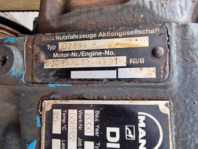 Maquinaria de construcción MAN D2866E: foto 6