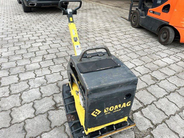 BOMAG BPR 35/60 D, Rüttler, Stampfer, Hatz, Neuwertig - Plancha reversible: foto 3 BOMAG BPR 35/60 D, Rüttler, Stampfer, Hatz, Neuwertig - Plancha reversible: foto 3