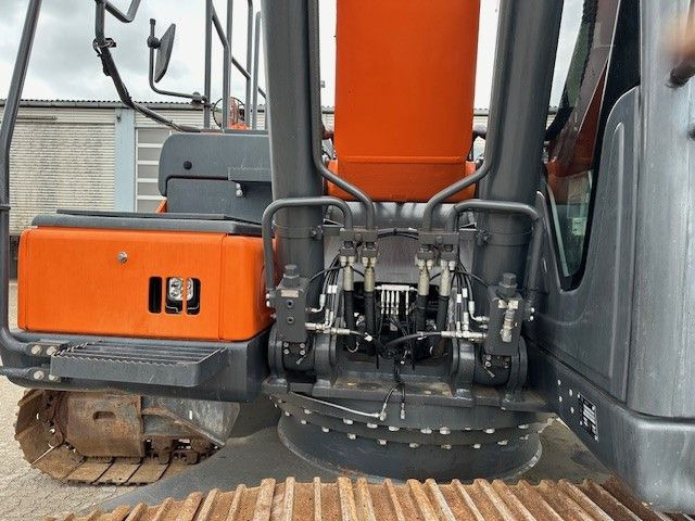 Doosan DX 255 LC-5/Schnellwechsel System/Rototilt R8 - Excavadora de cadenas: foto 4 Doosan DX 255 LC-5/Schnellwechsel System/Rototilt R8 - Excavadora de cadenas: foto 4