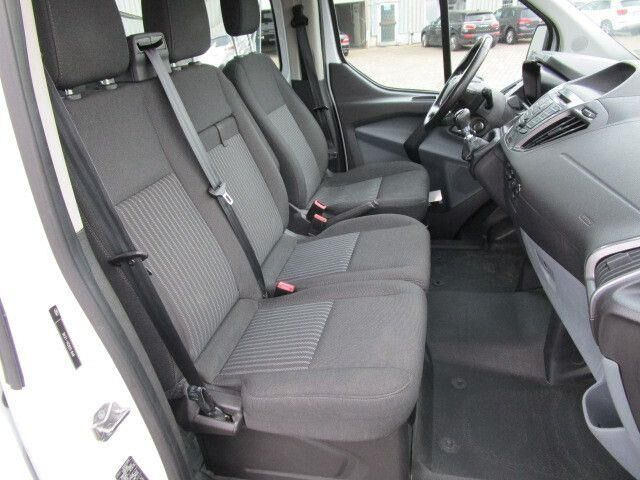 Ford Transit Custom, 9 Sitze, Euro 6 - Minibús, Furgoneta de pasajeros: foto 4 Ford Transit Custom, 9 Sitze, Euro 6 - Minibús, Furgoneta de pasajeros: foto 4