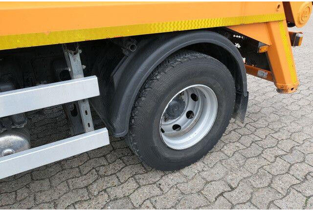 Iveco 160 E EuroCargo 4x2, VDL P-10, teleskop., Funk - Camión con equipo de cable: foto 4 Iveco 160 E EuroCargo 4x2, VDL P-10, teleskop., Funk - Camión con equipo de cable: foto 4