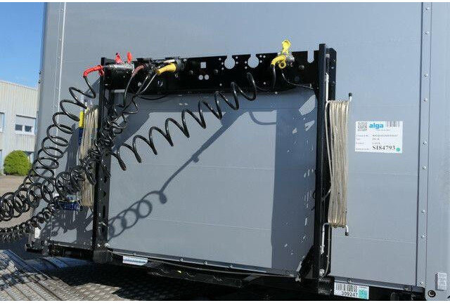 Kögel SN 24, Palettengasten, Luft-Lift, BPW, Edscha - Semirremolque lona: foto 5 Kögel SN 24, Palettengasten, Luft-Lift, BPW, Edscha - Semirremolque lona: foto 5