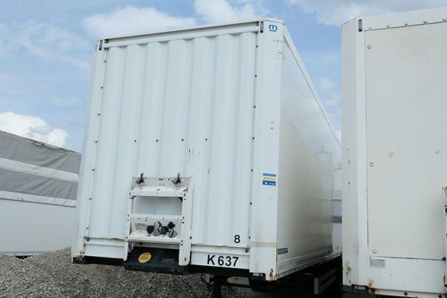 Krone SD, Isoliert, BPW, Krone Douplex Steel, 3-Achser - Caja cerrada semirremolque: foto 2 Krone SD, Isoliert, BPW, Krone Douplex Steel, 3-Achser - Caja cerrada semirremolque: foto 2