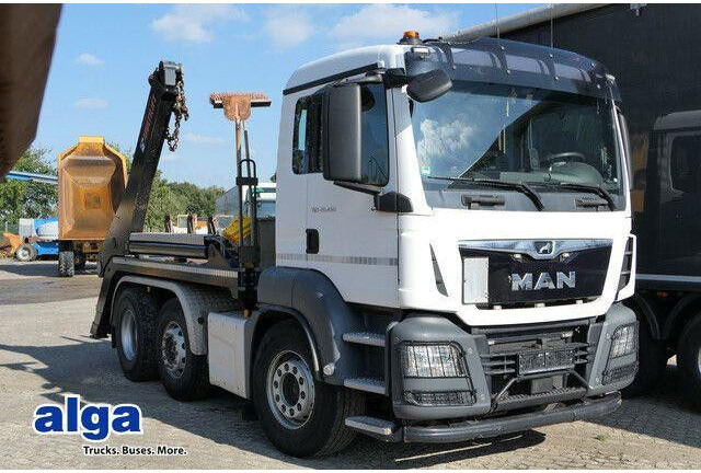 MAN 26.460 TGS 6x2, Hiab FTR18, Funk, Vorlauflenk,AC - Camión con equipo de cable: foto 1 MAN 26.460 TGS 6x2, Hiab FTR18, Funk, Vorlauflenk,AC - Camión con equipo de cable: foto 1