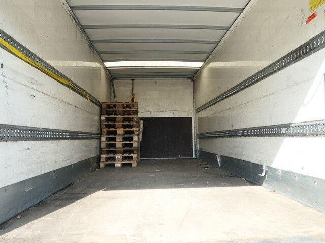 MAN 8.180 TGL BL, LBW, Klima, 3. Sitz, 6.100mm lang - Camión caja cerrada: foto 5 MAN 8.180 TGL BL, LBW, Klima, 3. Sitz, 6.100mm lang - Camión caja cerrada: foto 5