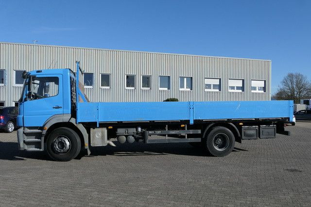 Mercedes-Benz 1824 L Axor 4x2, 3. Sitz, AHK, Gerüstbau, Klima Mercedes-Benz 1824 L Axor 4x2, 3. Sitz, AHK, Gerüstbau, Klima - Camión caja abierta: foto 2 Mercedes-Benz 1824 L Axor 4x2, 3. Sitz, AHK, Gerüstbau, Klima Mercedes-Benz 1824 L Axor 4x2, 3. Sitz, AHK, Gerüstbau, Klima - Camión caja abierta: foto 2