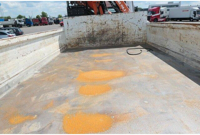 Mercedes-Benz 1829 K Axor, Atlas 116.3-A2L, AHK, Greifer,Klima - Volquete camión: foto 4 Mercedes-Benz 1829 K Axor, Atlas 116.3-A2L, AHK, Greifer,Klima - Volquete camión: foto 4