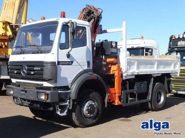 Mercedes-Benz 2024 AK 4x4, Tals AK 140.1 A3, Greifersteuerung - Volquete camión: foto 1 Mercedes-Benz 2024 AK 4x4, Tals AK 140.1 A3, Greifersteuerung - Volquete camión: foto 1