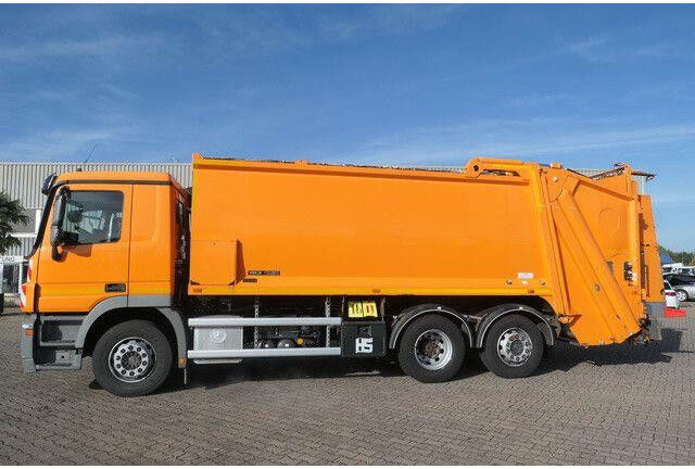 Mercedes-Benz 2532 L Actros 6x2,Schörling, Terberg, Lenk-Lift - Camión de basura: foto 2 Mercedes-Benz 2532 L Actros 6x2,Schörling, Terberg, Lenk-Lift - Camión de basura: foto 2