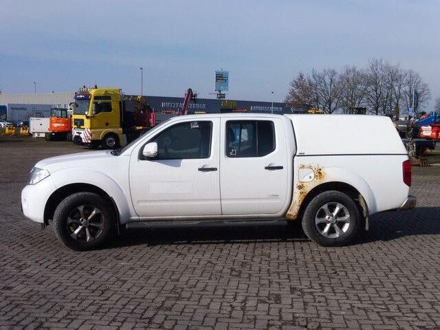 Nissan Navara 2.5 Tdi 4x4, DOKA, Pickup, Klima, AHK - Caja abierta furgoneta: foto 2 Nissan Navara 2.5 Tdi 4x4, DOKA, Pickup, Klima, AHK - Caja abierta furgoneta: foto 2