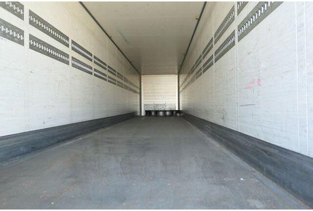 Schmitz Cargobull SKO 24/L 13.62 FP, Isoliert, Verzinkt, Luft-Lift - Caja cerrada semirremolque: foto 3 Schmitz Cargobull SKO 24/L 13.62 FP, Isoliert, Verzinkt, Luft-Lift - Caja cerrada semirremolque: foto 3