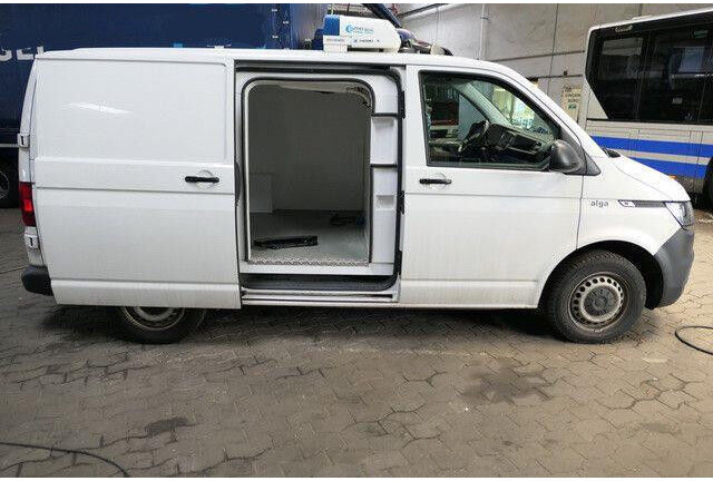 Volkswagen T 6 4x2, Thermo King E200MAX50, 3. Sitz, 184tkm - Frigorífico furgoneta: foto 4 Volkswagen T 6 4x2, Thermo King E200MAX50, 3. Sitz, 184tkm - Frigorífico furgoneta: foto 4