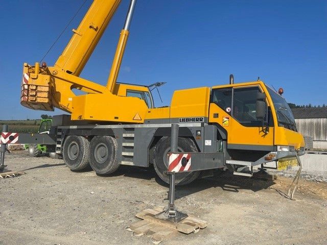 LIEBHERR LTM 1055-1 - Autogrúa: foto 1 LIEBHERR LTM 1055-1 - Autogrúa: foto 1