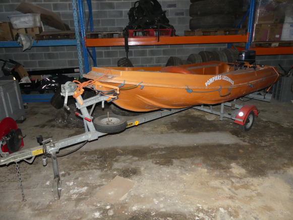 Remolque para barco Barque de sauvetage avec remorque et moteur: foto 1