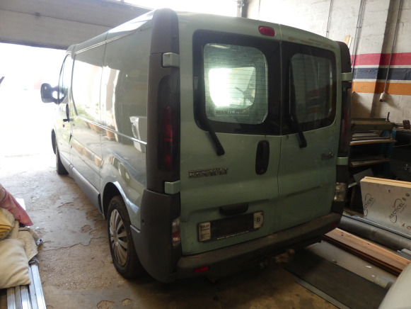 Camionnette Renault TRAFFIC (2003-411.053 km-VIN:VF1FLACA63V180319) - Coche: foto 3 Camionnette Renault TRAFFIC (2003-411.053 km-VIN:VF1FLACA63V180319) - Coche: foto 3