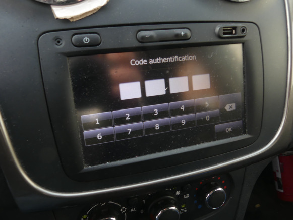 Sedan REF:20513 - Voiture Dacia Logan Berline (2013-97.655 km): foto 16
