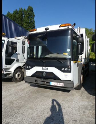 REF:8490 - Camion poubelle Renault Access (2014-236.794 km) - Camión de basura: foto 1 REF:8490 - Camion poubelle Renault Access (2014-236.794 km) - Camión de basura: foto 1