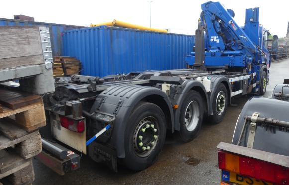 REF:BZ-RD-89 - Camion porte container avec grue Scania P360 B 8X2/*6 (2011-759.907 km) - Portacontenedore/ Intercambiable camión: foto 3 REF:BZ-RD-89 - Camion porte container avec grue Scania P360 B 8X2/*6 (2011-759.907 km) - Portacontenedore/ Intercambiable camión: foto 3