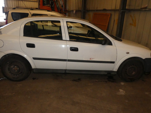 REF:JGN449 - Voiture Opel Astra 1,7 Dti (2003-129.196 km) - Coche: foto 3 REF:JGN449 - Voiture Opel Astra 1,7 Dti (2003-129.196 km) - Coche: foto 3