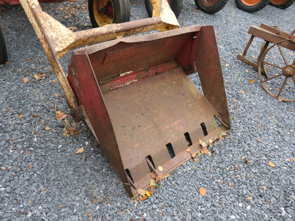 Tracteur agricole avec chargeur frontal David Brown 950( VIN: 950A401320) - Tractor: foto 3 Tracteur agricole avec chargeur frontal David Brown 950( VIN: 950A401320) - Tractor: foto 3