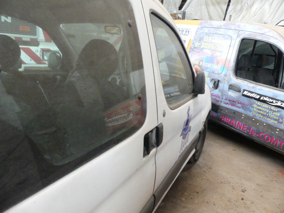 Coche Voiture Citroën Berlingo: foto 8