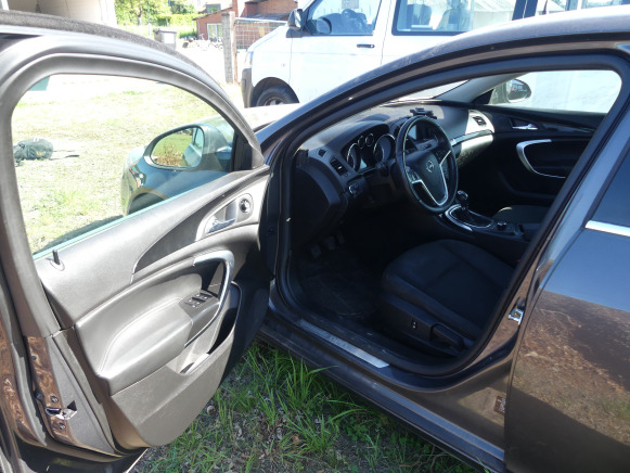 Voiture Opel INSIGNA (2011-155.376 km) - Coche: foto 5 Voiture Opel INSIGNA (2011-155.376 km) - Coche: foto 5