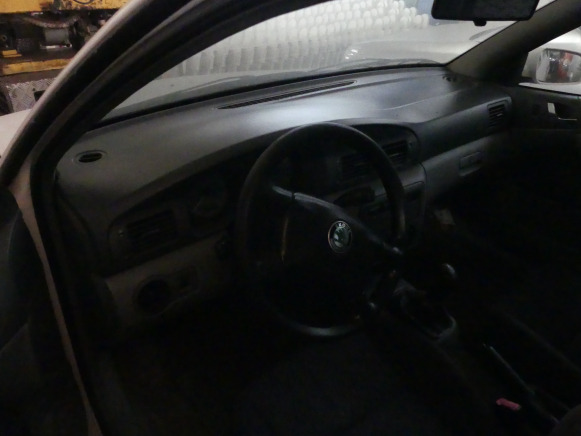 Voiture Skoda Octavia GLX - Coche: foto 5 Voiture Skoda Octavia GLX - Coche: foto 5