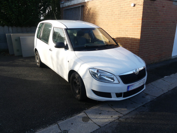 Voiture Skoda Roomster (2010-118.919 km) - Coche: foto 2 Voiture Skoda Roomster (2010-118.919 km) - Coche: foto 2