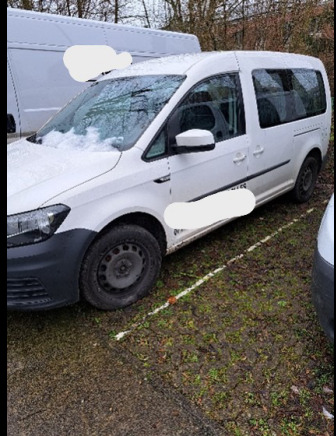 Voiture VW Caddy (2017-218.641 km-VIN:VW2ZZZ2KZHX093378) - Furgoneta de pasajeros: foto 2 Voiture VW Caddy (2017-218.641 km-VIN:VW2ZZZ2KZHX093378) - Furgoneta de pasajeros: foto 2