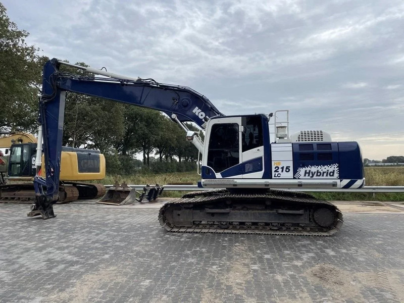 Excavadora de cadenas Komatsu HB215 Semilong SUPER NICE AND CLEAN MACHINE !: foto 20