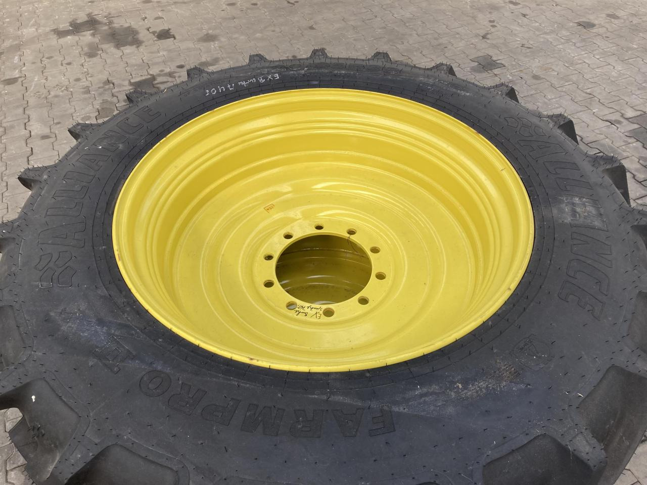 Alliance 420/85R38 - Neumático para Maquinaria agrícola: foto 2 Alliance 420/85R38 - Neumático para Maquinaria agrícola: foto 2