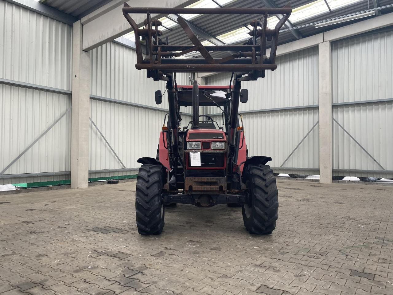 Case-IH 3230 - Tractor: foto 2 Case-IH 3230 - Tractor: foto 2